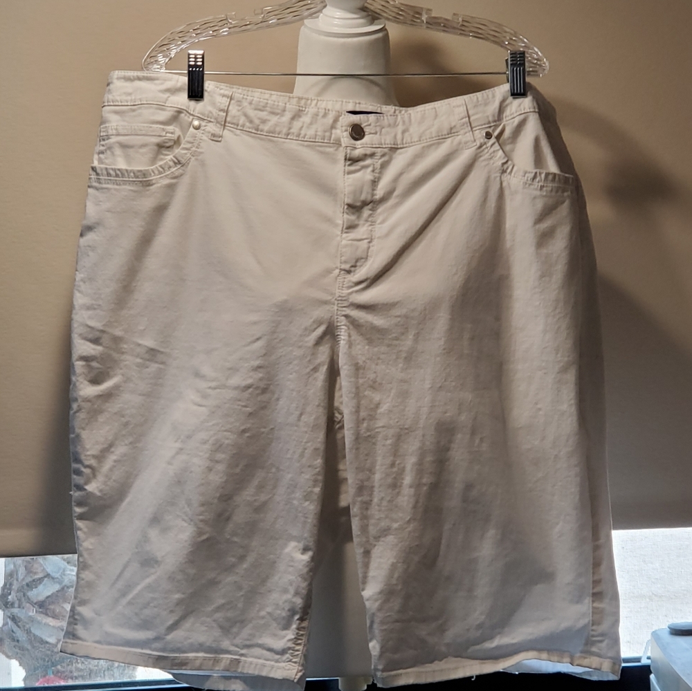 Women's Bermuda Riley Shorts